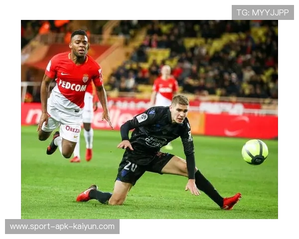 摩纳哥4-0雷恩：法蒂破门凸显进攻端定位球战术革新